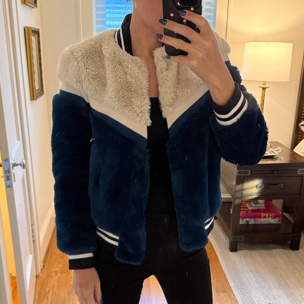 Vero Moda Navy and Cream Teddy Jacket